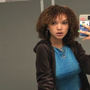 Meet your Posher, allison